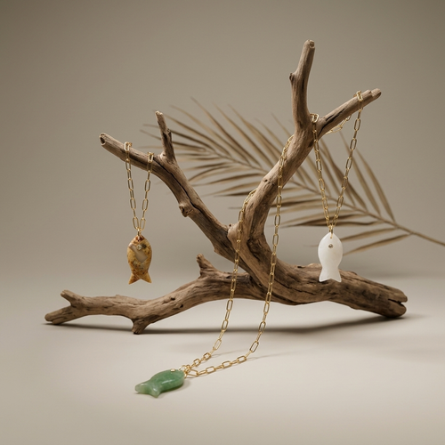 desert-gypsy-drift-tide-fish-necklace-main