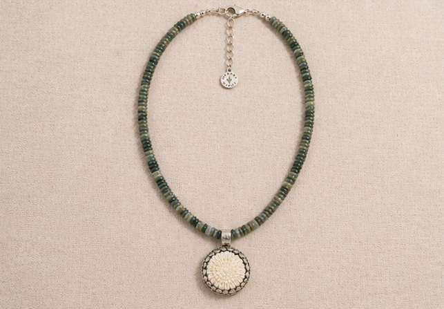 Adjustable clasp detail of High Desert Agate Necklace 17 to 19 inches
